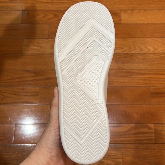 NWOB new without box Tory Burch Howell Court Sneaker size 7 - Picture 7 of 8